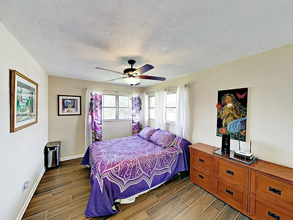 1820 Cape Coral - 3 Br Home