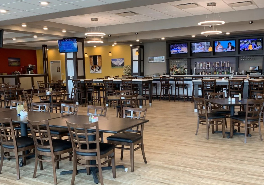 Holiday Inn & Suites - Jefferson City by IHG