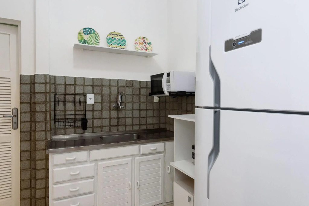 Apartamento a 300m da Praia de Ipanema | VP318/404