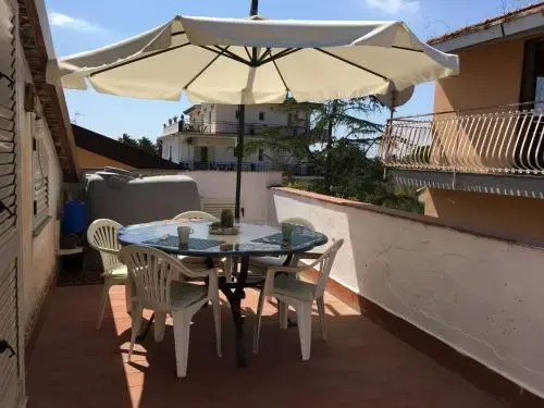 Naxos Flat