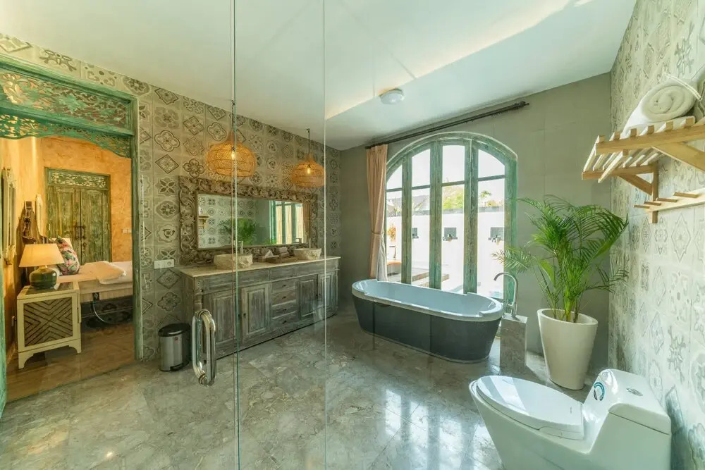 Villa Secret Estate