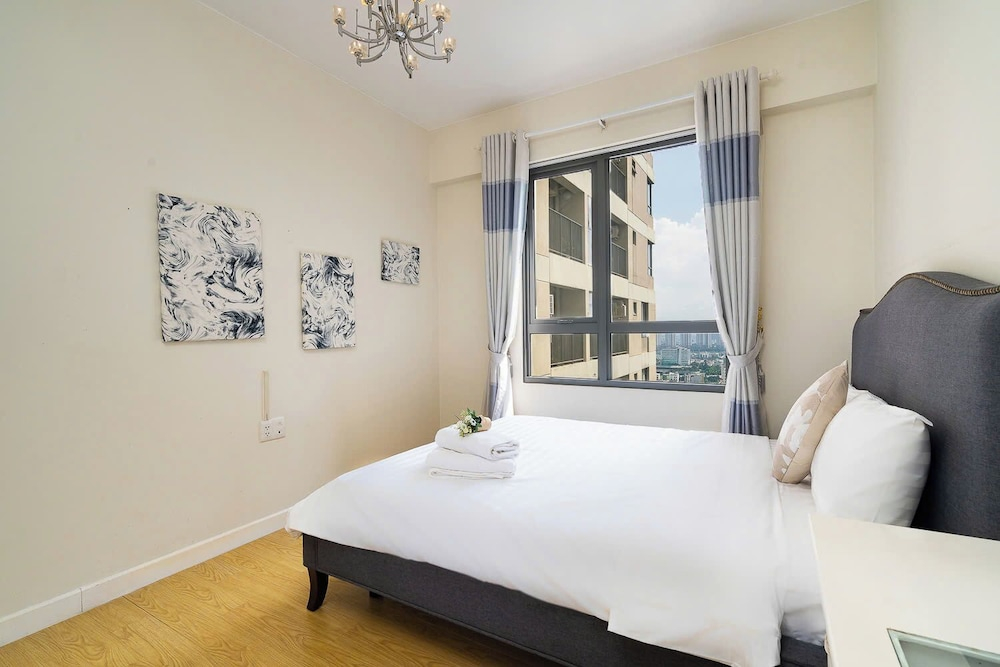 MASTERI Premier Residence