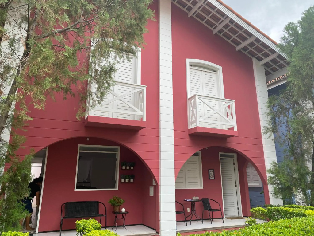 Casa condomínio 2 suítes