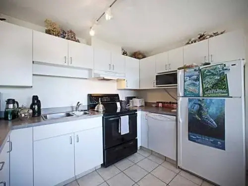 Ebb Tide Bed & Breakfast