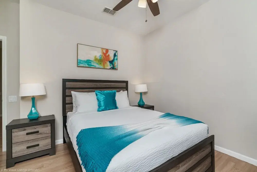 Stylish and Accessible in Vista Cay With Lake View - 3bd/2ba Condo 3vc114