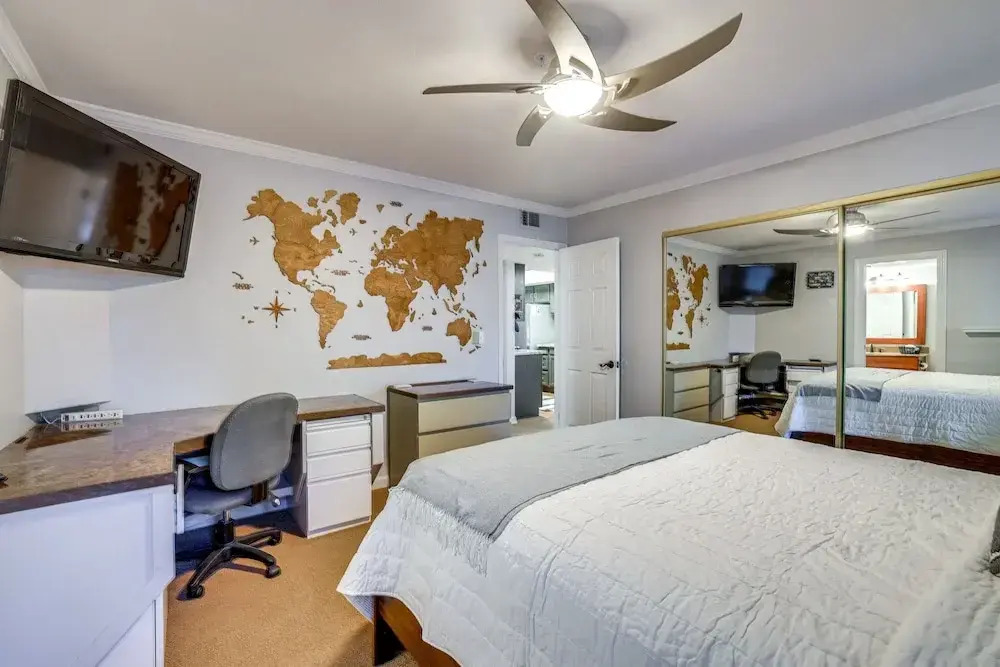 Walk to Park: Scottsdale Condo w/ Community Pool!