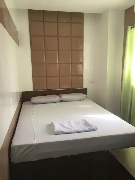 Mambaling Pension House - 2