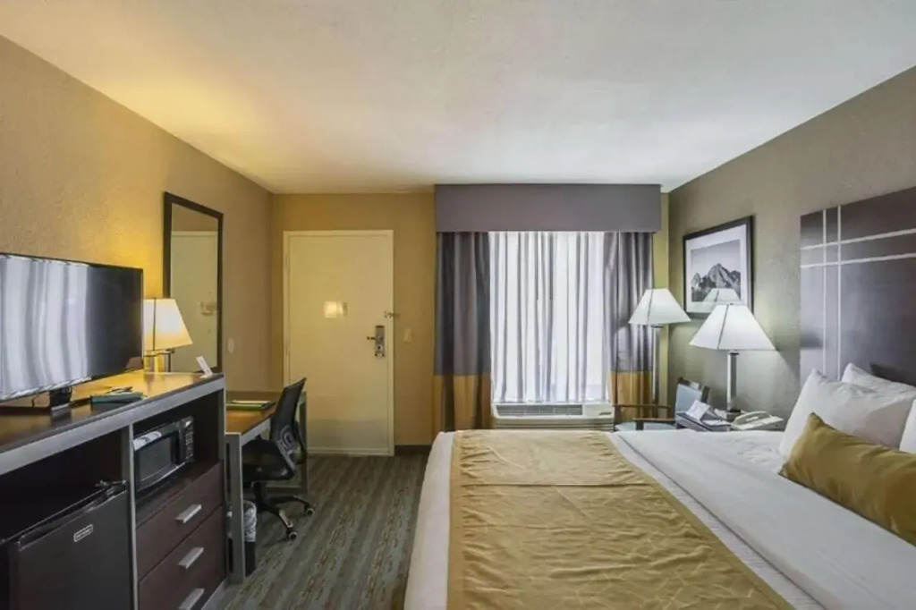 Quality Inn Phoenix North I-17