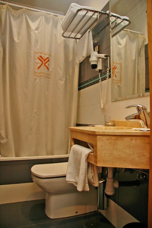 Hostal Victoria II