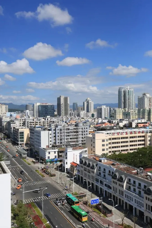 Sanya Huabaoshi Hotel
