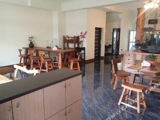 Five Pine B&B