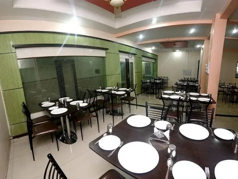 Hotel Sai Vatsala
