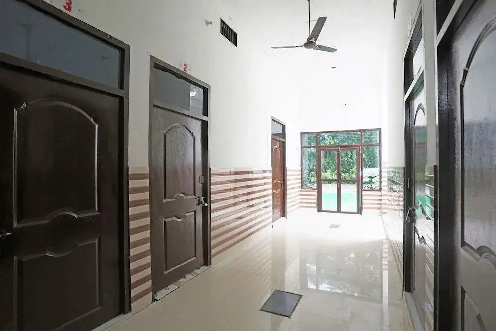 OYO 46228 Krishna Residency