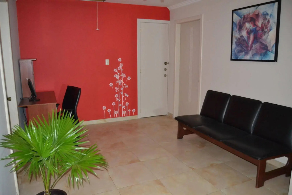 Hostal Kolibri B&B