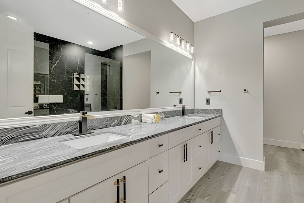 Vista Cay 4BR Luxury Near Universal Studios