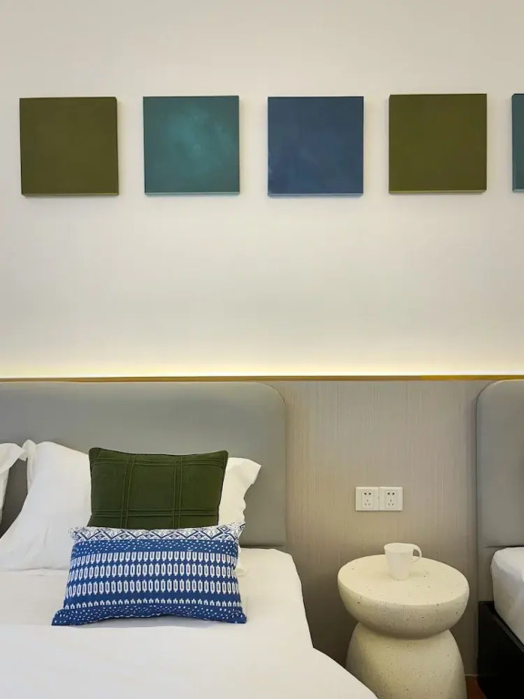 ROOMME Hotel Guangzhou Changlong South Village Wanbo CBD