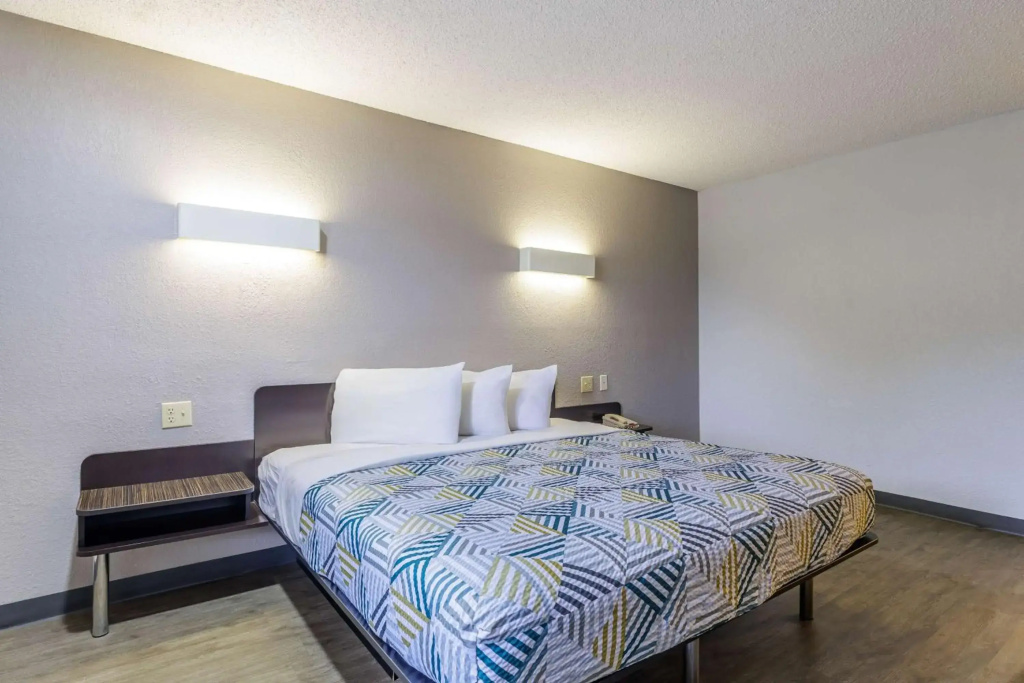 Motel 6 Boerne TX