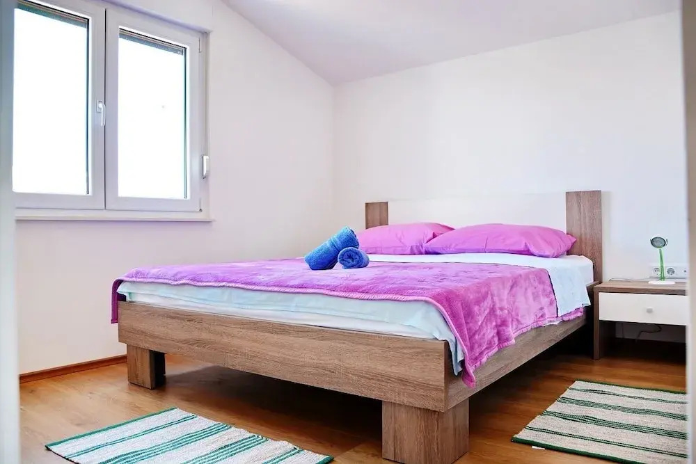 Charming Apartment in Vrsi Mulo, Great Place in Dalmatia for Family Vacation
