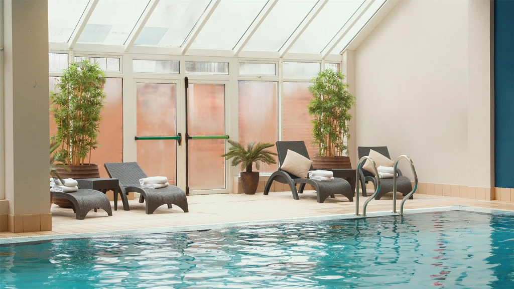 Cavan Crystal Hotel