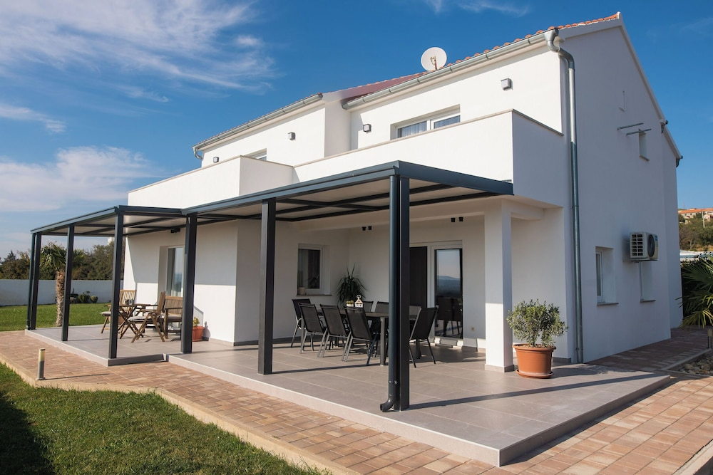 Villa Petrel