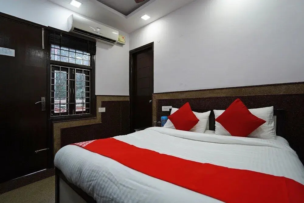 Aasha Residency by OYO Rooms
