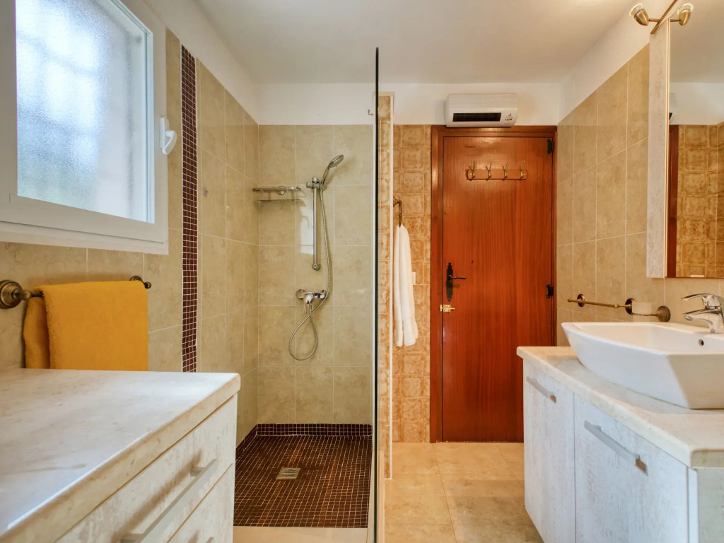 Holiday Home Isabel by Interhome