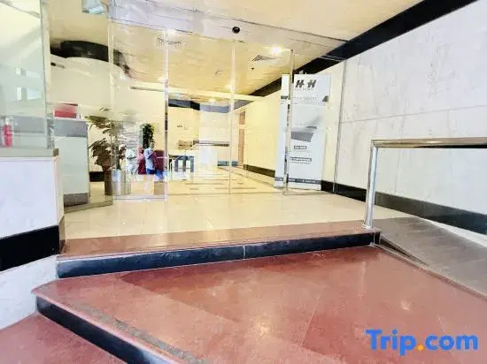 TIDY Premium Hostel Male&Female Al Majaz Sharjah