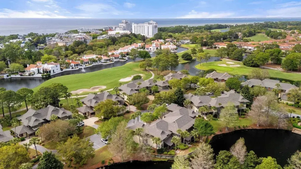 Serene Pondfront Stay w/ View, Pool Access, & Walk to Baytowne Wharf
