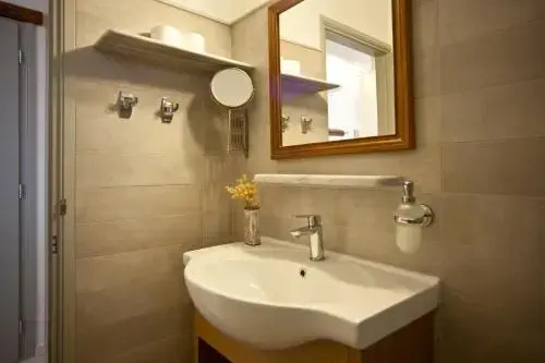 Paros Apartments