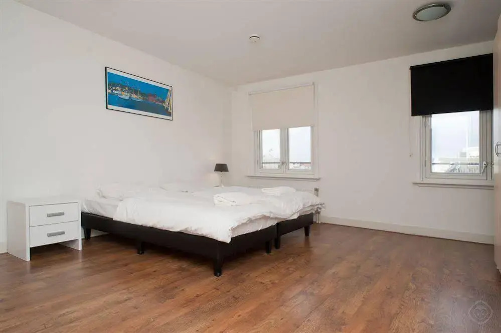 Dam Deluxe Apartments