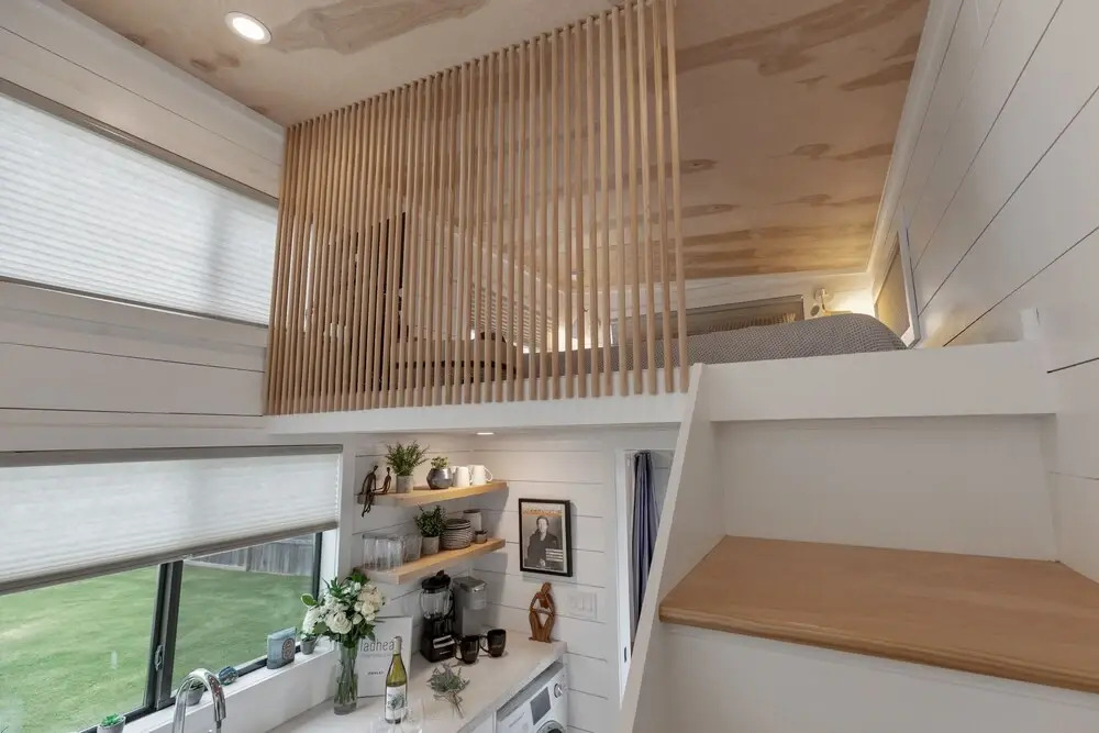 Luxury Tiny Home w/ Hot Tub&grill