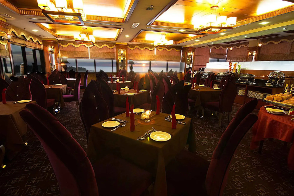 New World Suites