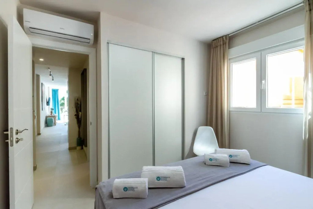 Ceibo Centro Plaza Banús Suite Apartment