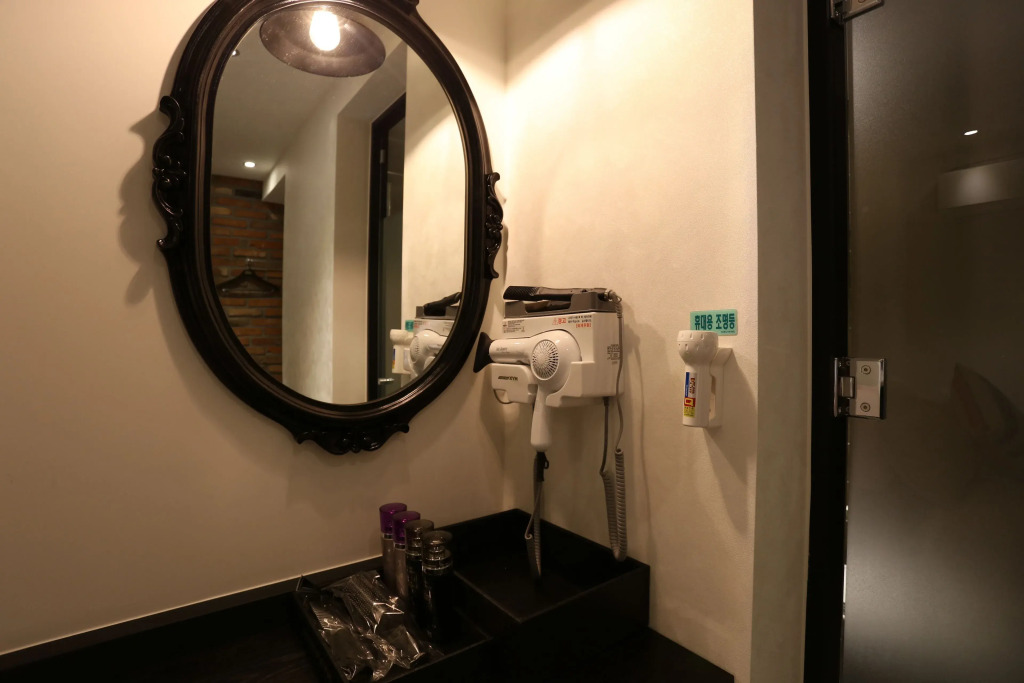 Hwagok XYM Hotel