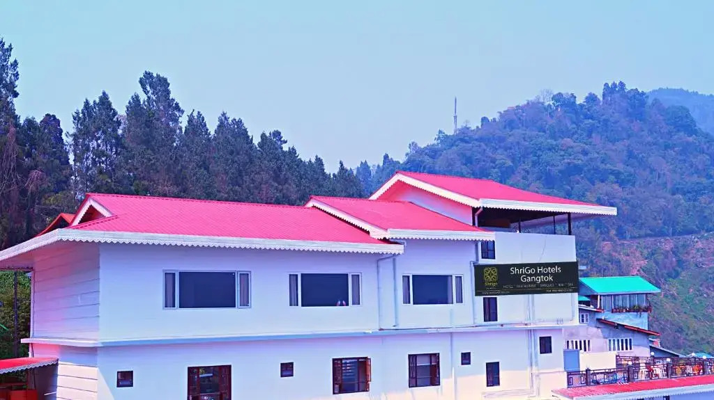 Staynest Near Ridge Park Gangtok