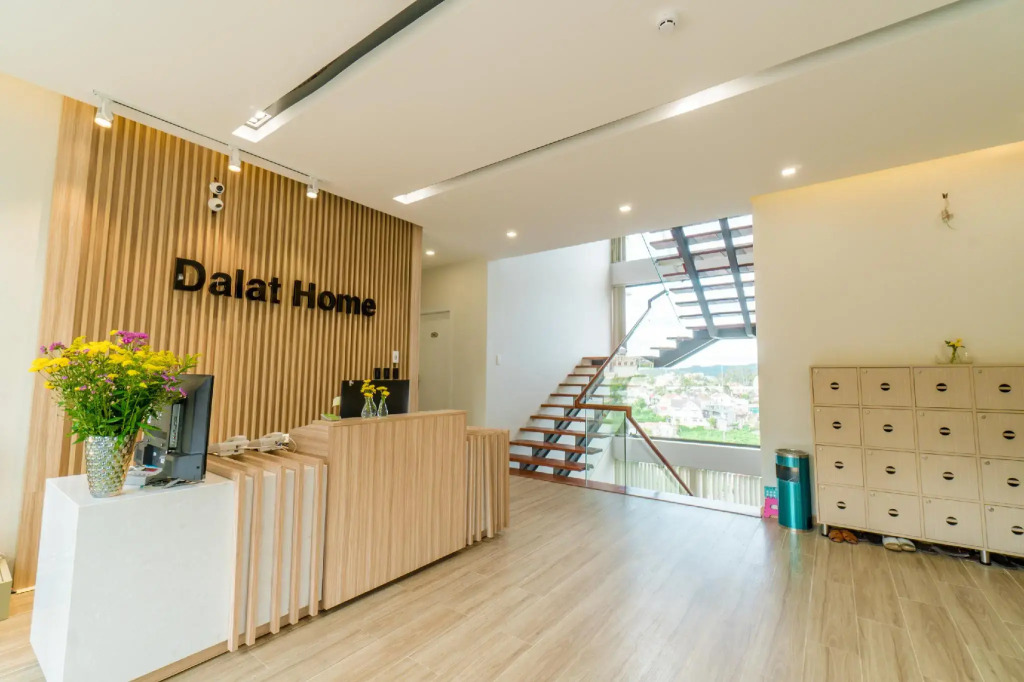 Dalat Home