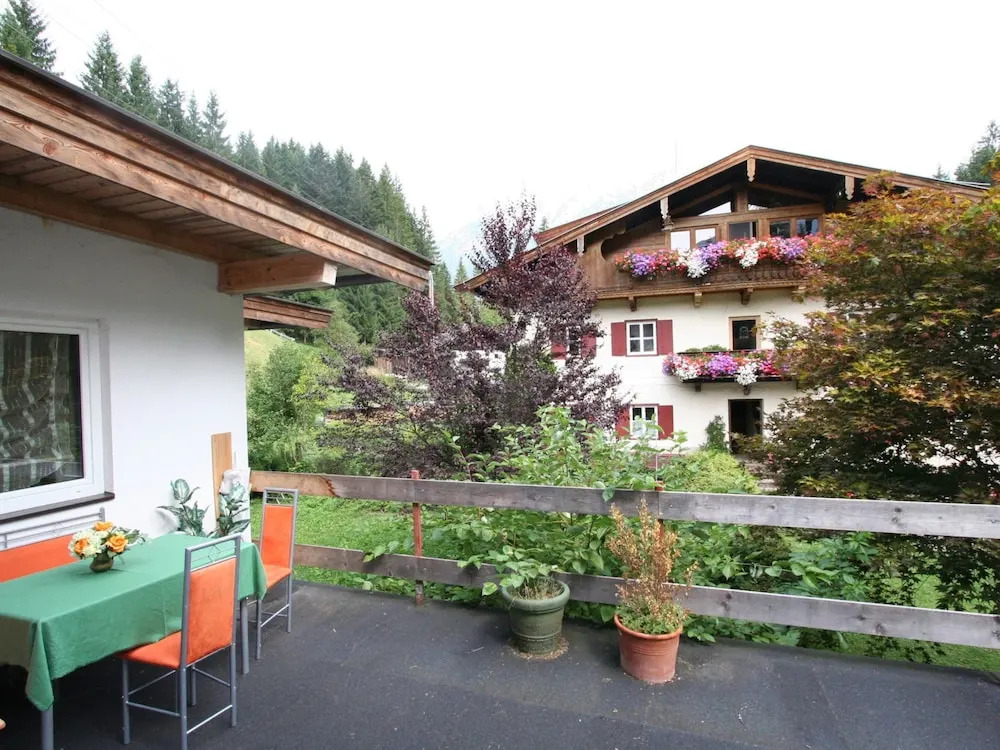 Chalet in Scheffau Near Skiwelt Lift