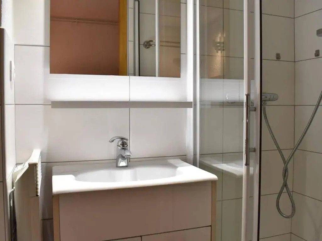 Appartement Méribel, 1 pièce, 3 personnes - FR-1-180-34