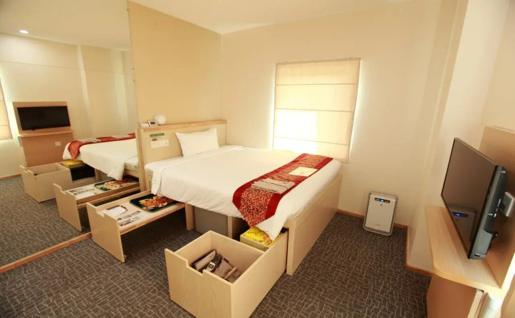 Super Hotel Yangon Kanbar Aye Road