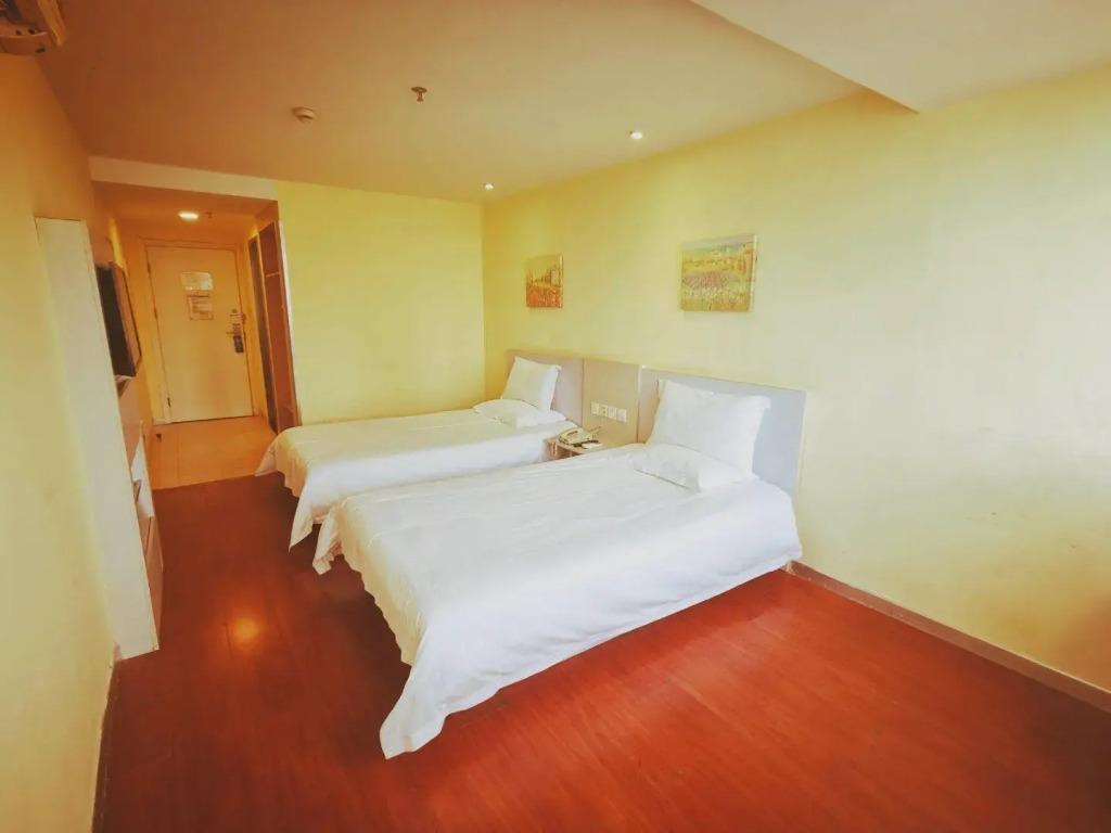 Hanting Hotel Shenzhen Aiguo Road Branch