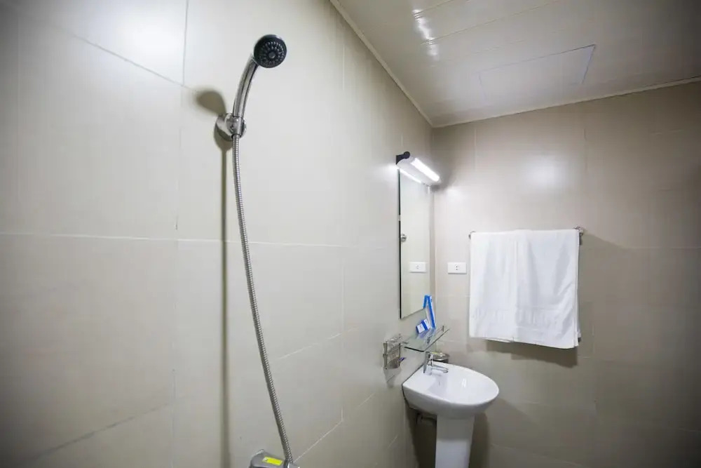 TrangTien Hostel