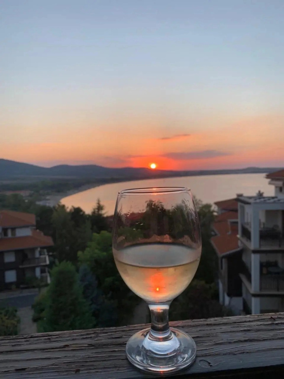 Sunset Studio Santa Marina