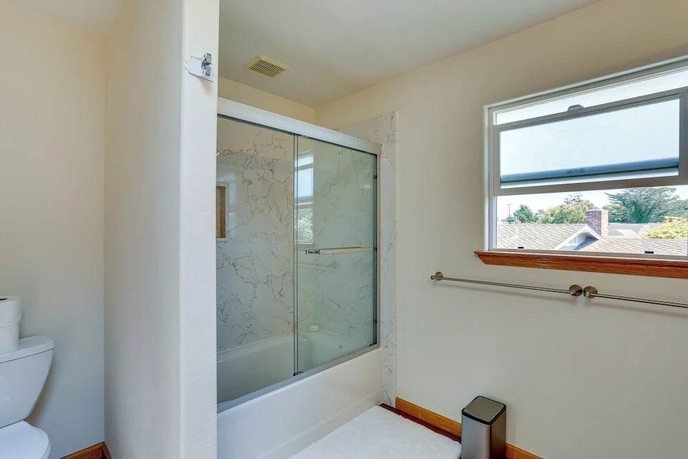 Seaside Eureka Vacation Rental w/ Bay Views!