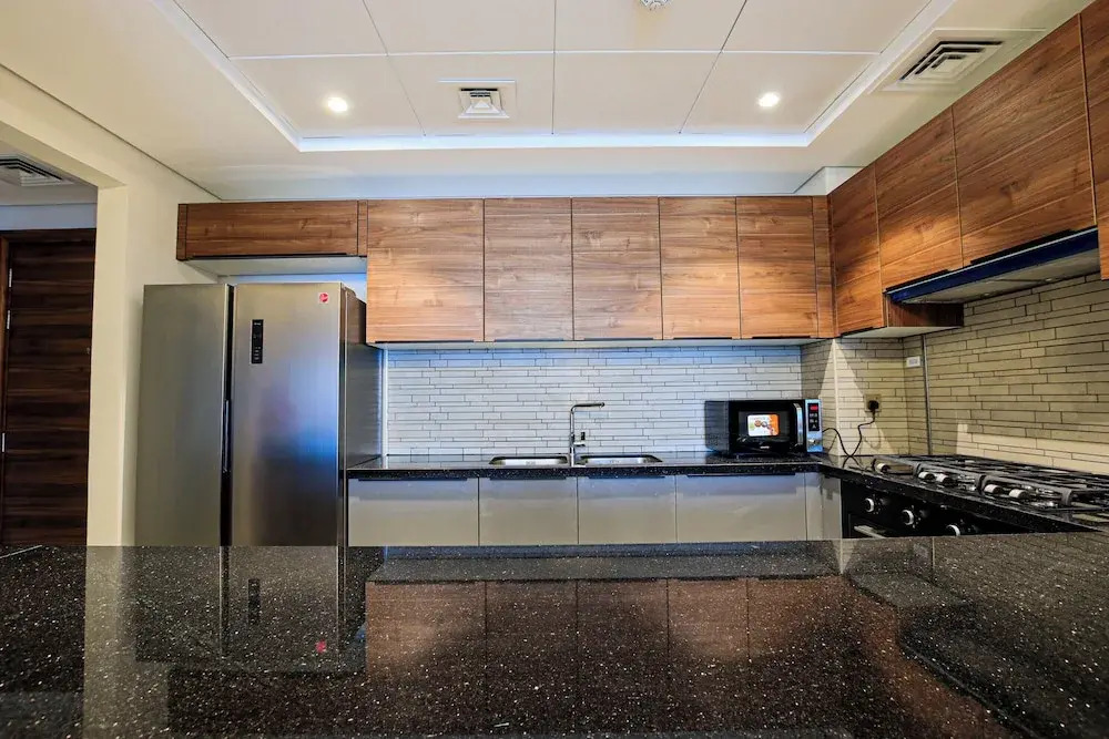 Luxurious 2BR Maids Eleganz Apt
