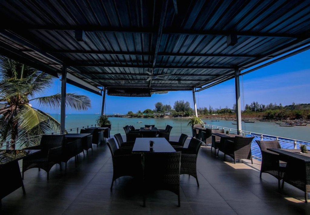 Phuket Boat Quay Hotel Panwa Beach
