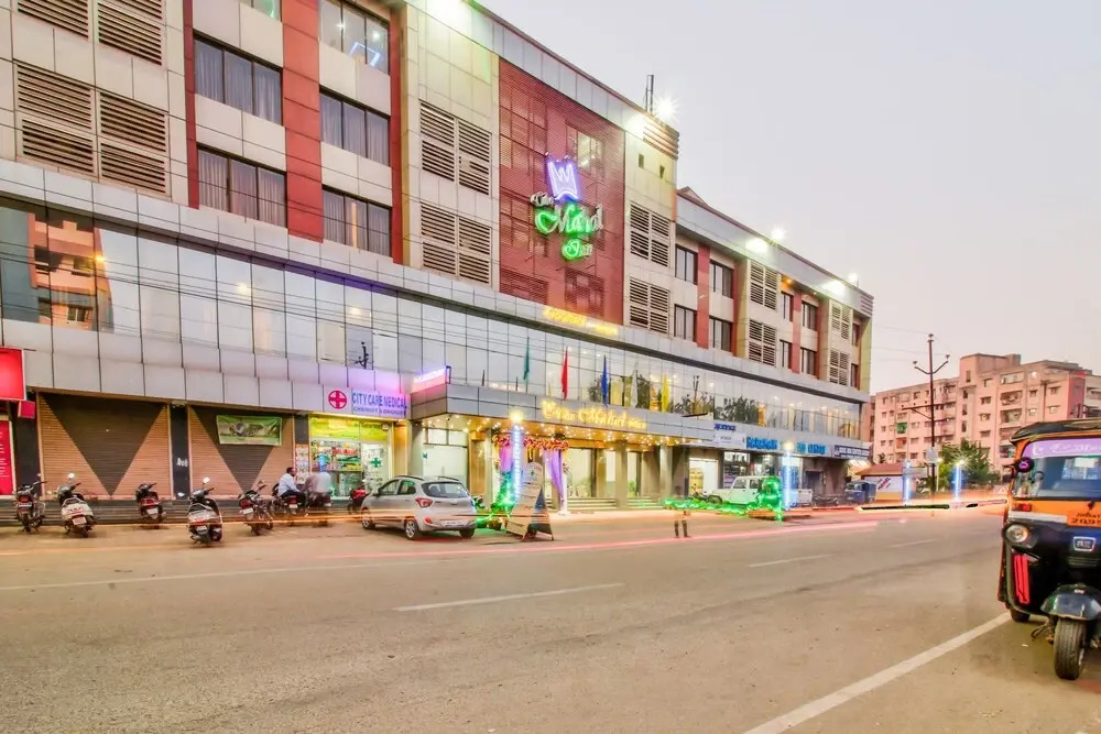 OYO 3211 Mahal Inn
