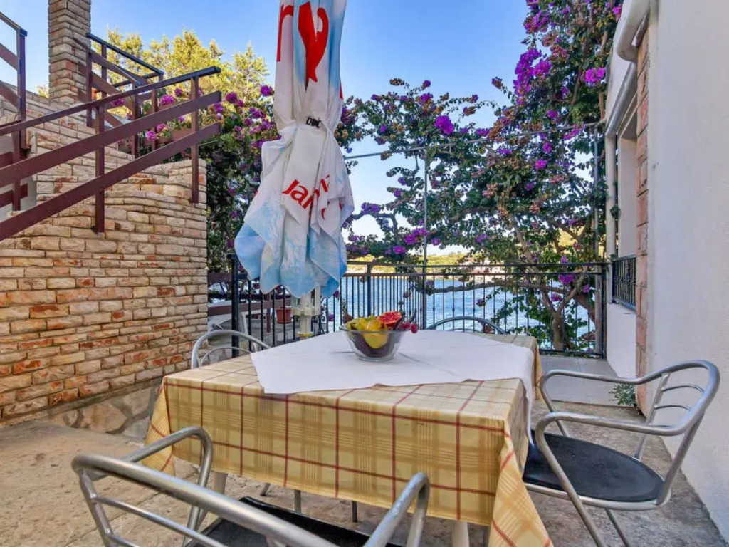 Apartment Rubin Hvar/Pokrivenik 22733