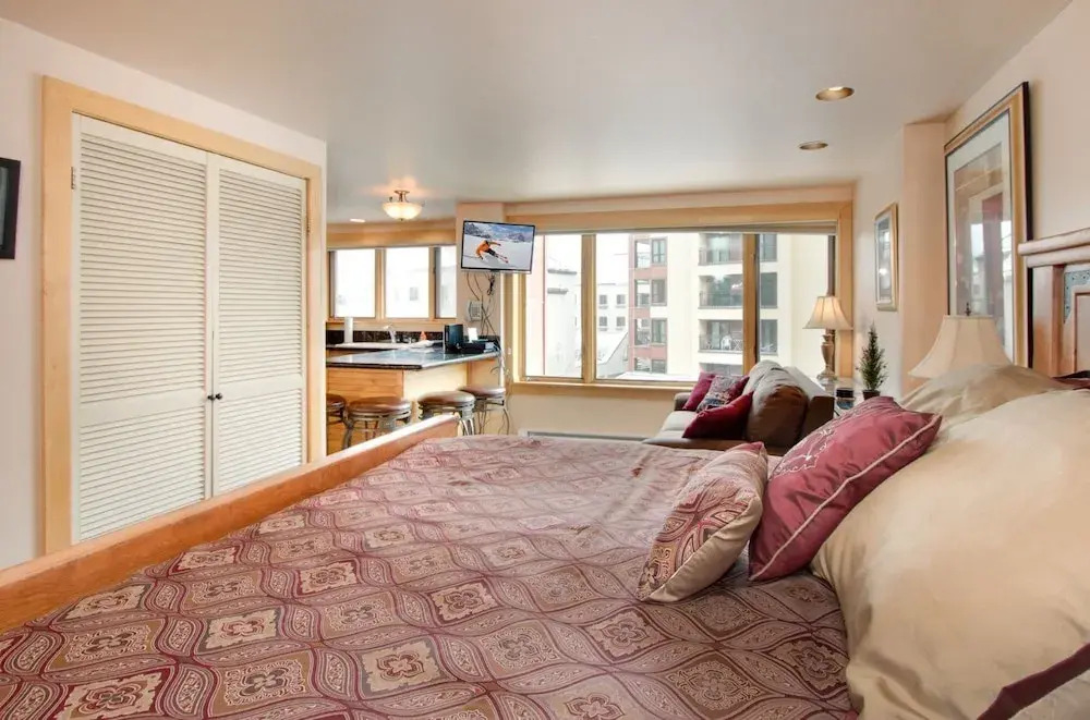 Kennedy Suite Studio