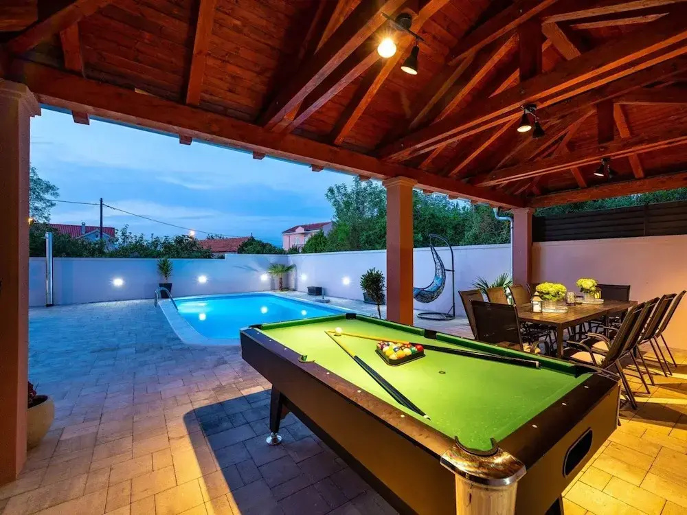 Luxurious Villa in Dalmatia near Sea