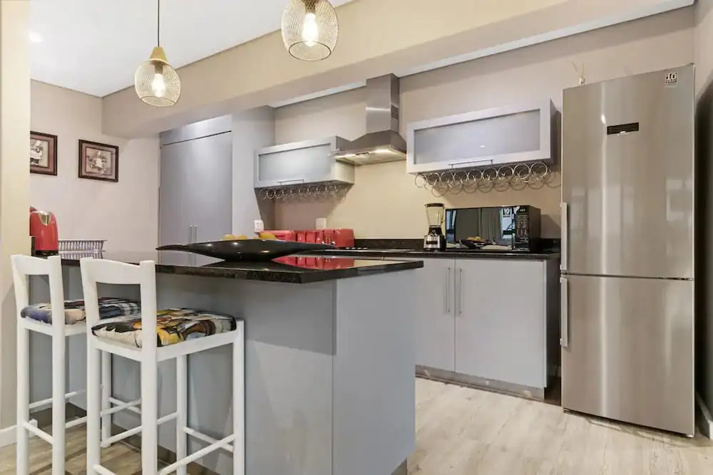 2 BD Penthouse in the Heart of the Mother City